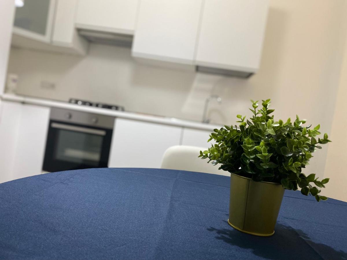 Premium Apartment City Center Cagliari Esterno foto